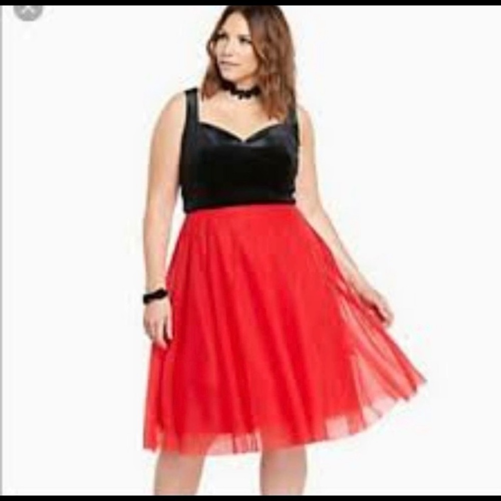 TORRID red Cinderella skirt